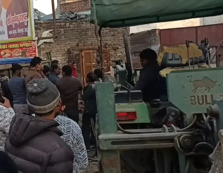 मचा हड़कंप