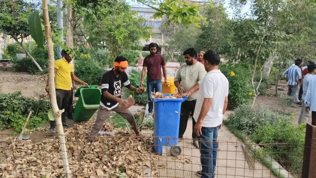 नगर परिषद सीकर की पहल, अधिकारियों और कर्मचारियों ने मिलकर दिया स्वच्छता का संदेश