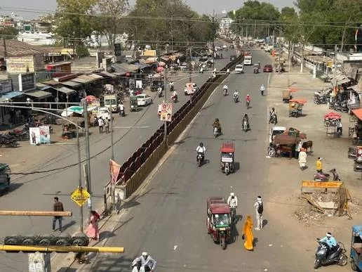बारिश का इंतजार बढ़ा रहा लोगों की परेशानी