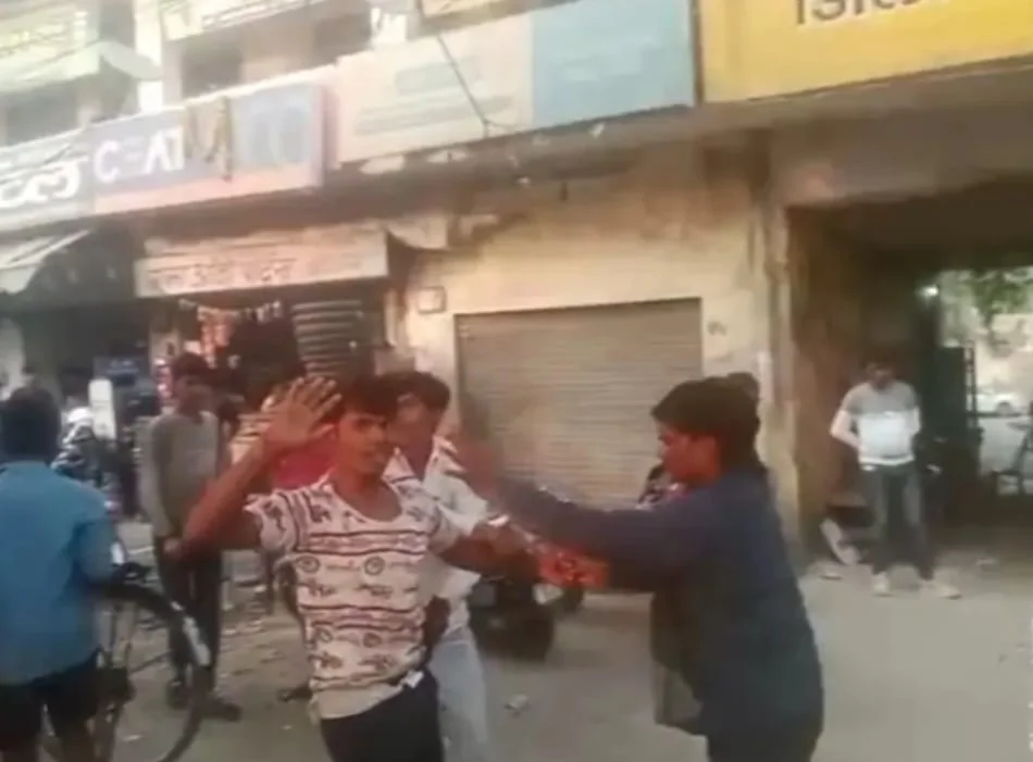 मानसिक रूप से अस्वस्थ होने की बात आई सामने, वीडियो वायरल