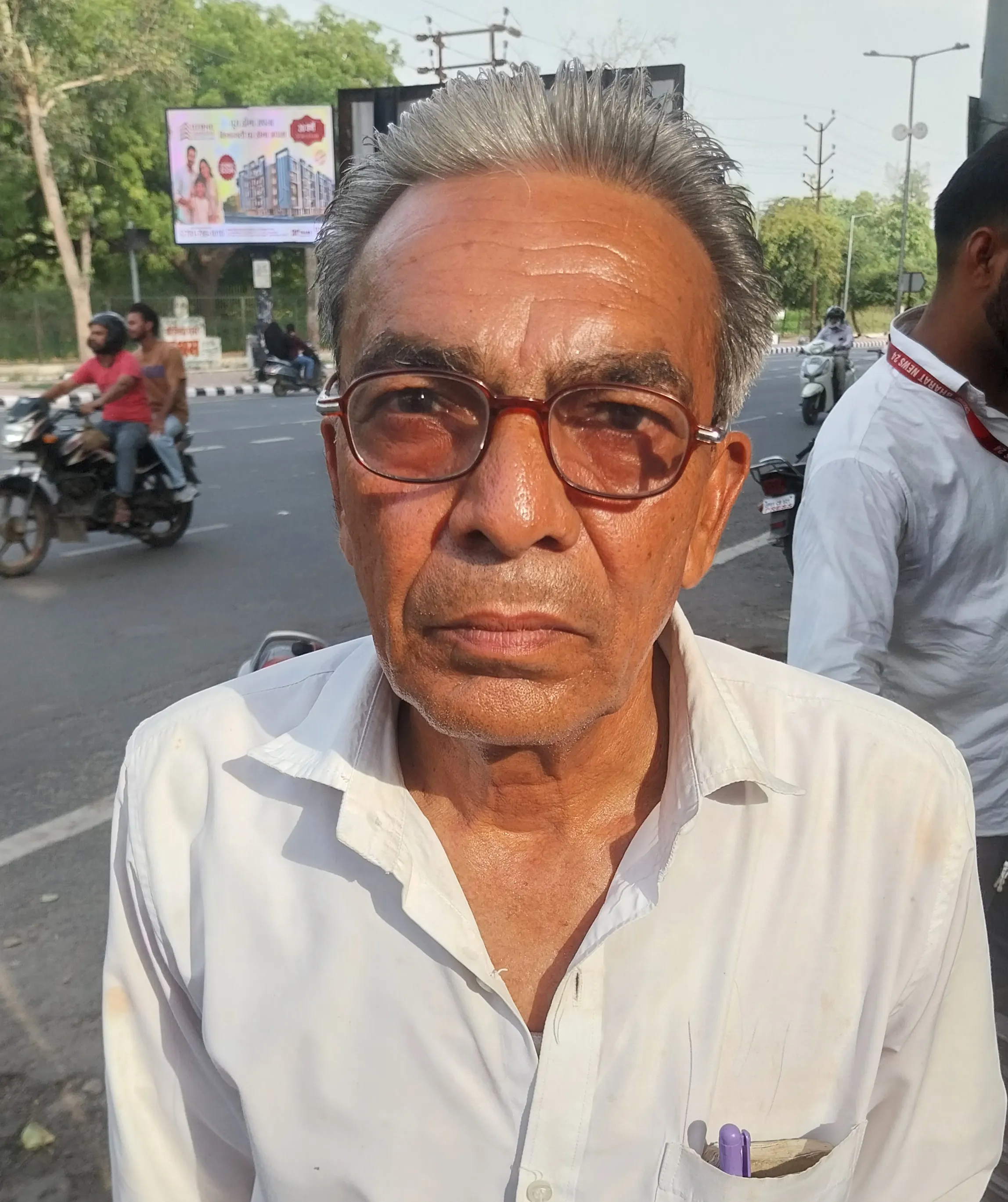 कार्यकर्ताओं से जनसंपर्क तेज करने का आह्वान